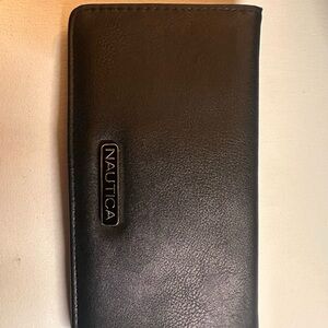 Nautica Elegant Black Leather Wallet